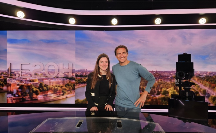 Photo de Clarisse et Christophe, une étudiante mentee avec son mentor journaliste